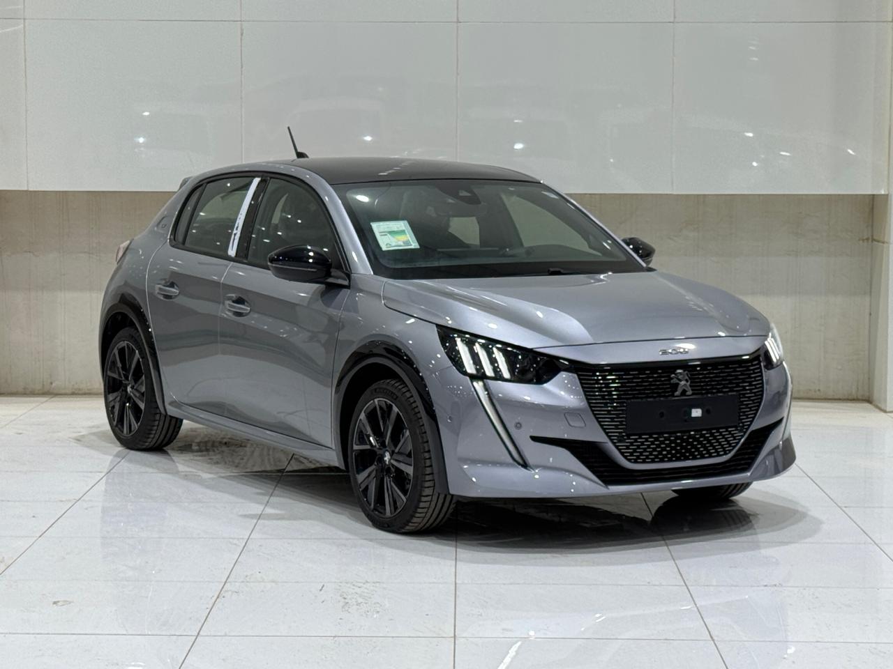 بيجو 208 GT 2023