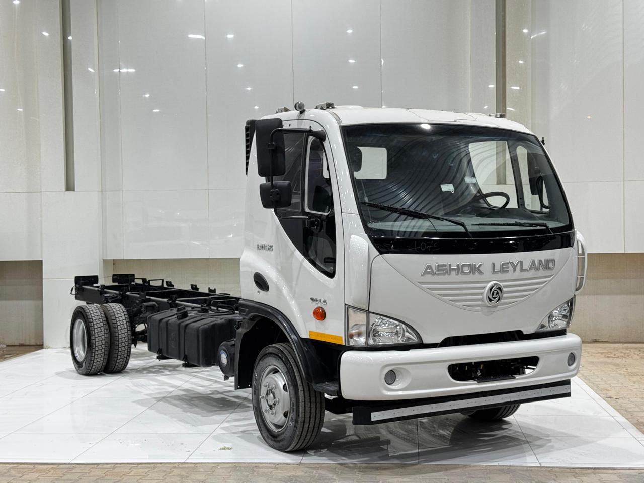 اشوك ليلاند 6 طن 2024