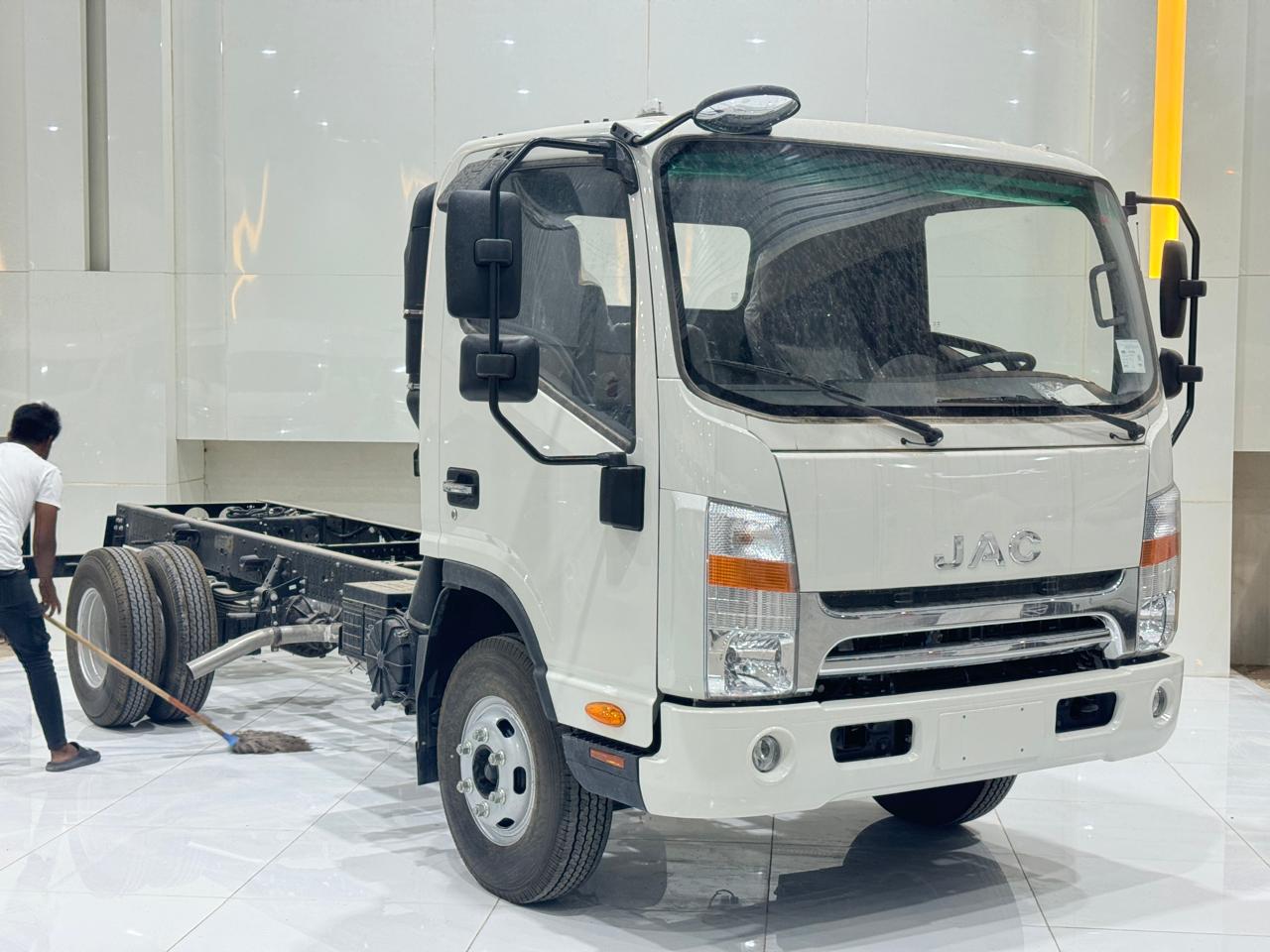 جاك دينا 4 طن شاص قصير 2025