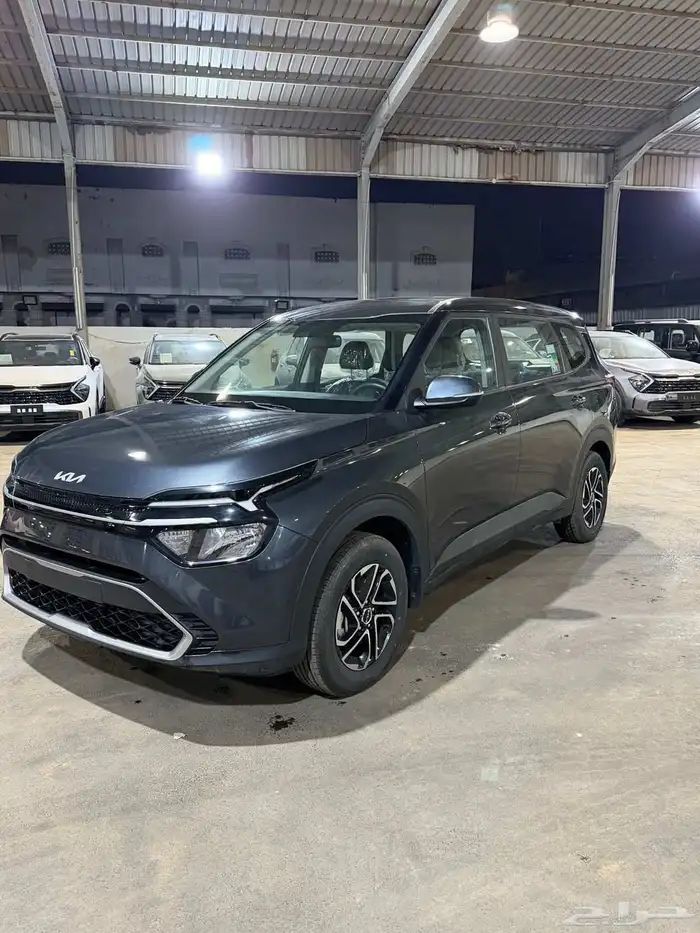 كيا كارينز  2026